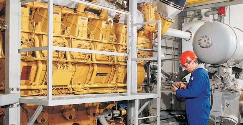 Caterpillar engine rebuild